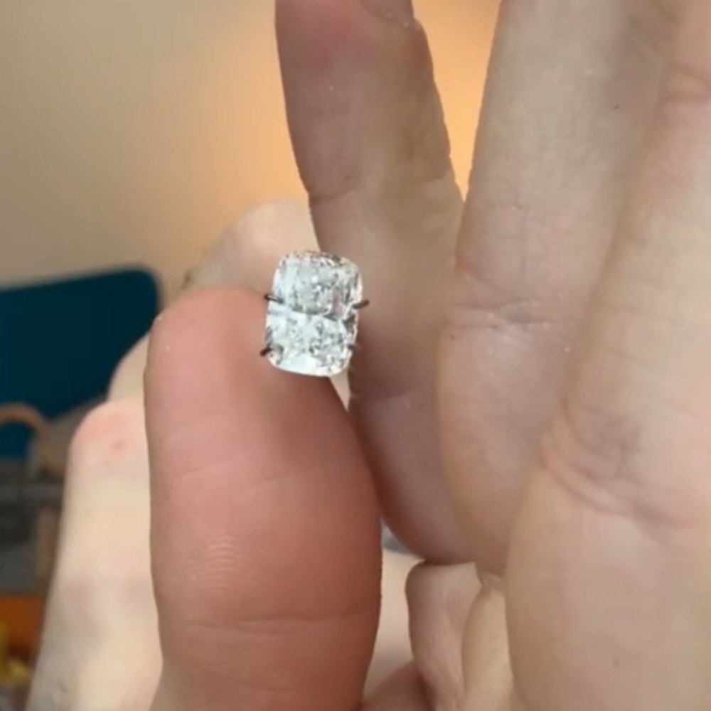 💎 PAIR of 3 ct Loose stones Cushion Cut Lab Grown Diamonds + IGI reports